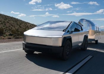 Tesla Cybertruck : la vérité cachée derrière l’abandon du prolongateur d’autonomie à 16 000 $ et la promesse non tenue sur l’autonomie