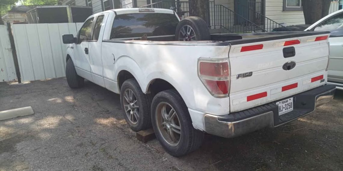 Le Ford F-150 de base qui se transforme en rêve à six roues !