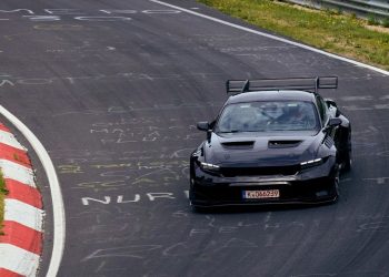 La Ford Mustang GTD pulvérise son record au Nürburgring : vivez l&rsquo;expérience authentique sans coupure ni artifice