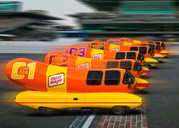 Six Wienermobiles s&rsquo;affrontent pour la gloire ce vendredi à l&rsquo;Indy Motor Speedway—qui sera le grand gagnant ?