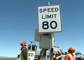 Pourquoi la vitesse autorisée atteint-elle 80 MPH sur les autoroutes du Dakota du Nord ?