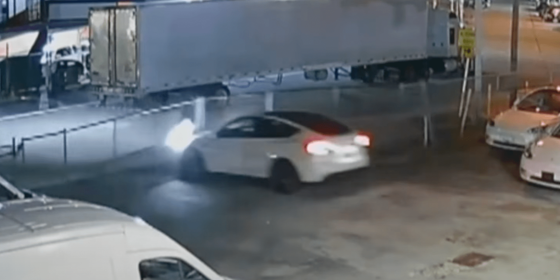 Des voleurs débloquent et volent facilement plusieurs Tesla sous l&rsquo;œil des caméras : le mystère persiste !