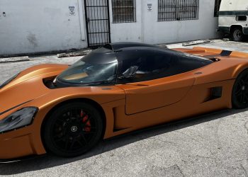 Cette supercar sous stéroïdes à vendre semble tout droit sortie de GTA 6 : oserez-vous l&rsquo;adopter ?