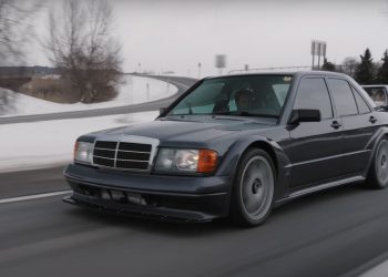 Une Mercedes 190E Evo II faite maison cache un moteur Ford Raptor bi-turbo incroyable !