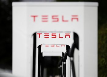 Elon Musk dénonce une « corruption » derrière la désactivation des Superchargeurs au New Jersey !