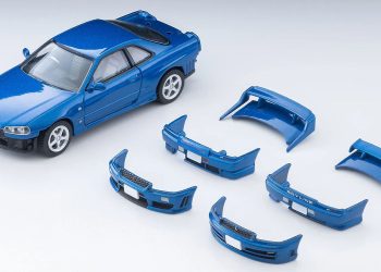 Vous allez adorer personnaliser ce modèle réduit de Nissan Skyline : pare-chocs et ailerons interchangeables !