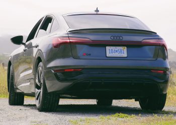 L&rsquo;Audi Q8 E-Tron pourrait renaître de ses cendres dans une usine américaine : préparez-vous à la surprise !