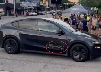 Une Tesla sans conducteur crée la surprise dans les rues d&rsquo;Austin, TX !