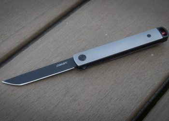 Une offre insoupçonnée : économisez 30 % sur un couteau EDC élégant et des lampes LED pour la fête des pères !