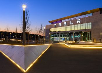 Licenciement choc chez Tesla : pourquoi le VP des ventes US et Europe n&rsquo;a duré que 9 mois ?