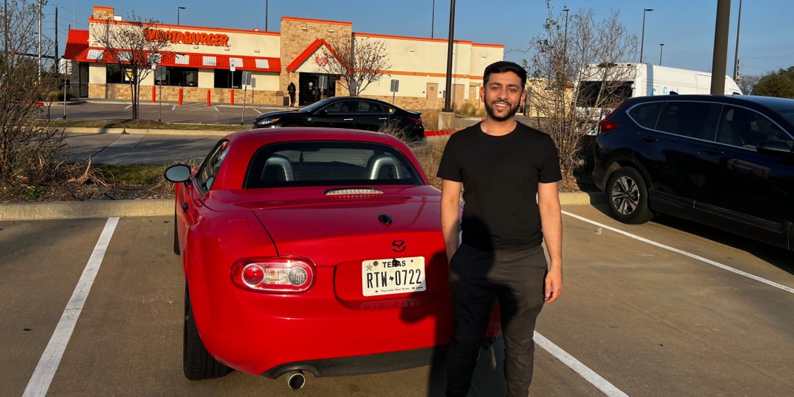 Comment sa Miata l’a transformé en business : apprenez à conduire une manuelle et gagnez de l&rsquo;argent vous aussi !