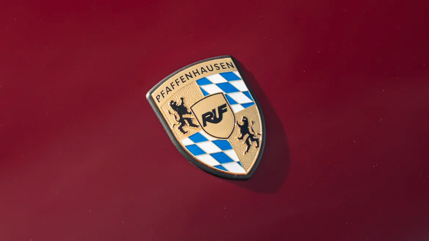 Emblème du Redbird 1989 Ruf CTR1