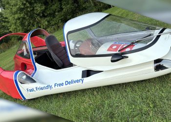 Cette voiture de livraison à trois roues de Domino’s que tout le monde a oubliée est maintenant en vente : un trésor caché !