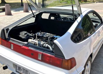 Cette CR-X avec moteur arrière que Honda n’a jamais construite en vente sur Bring a Trailer te laissera sans voix !