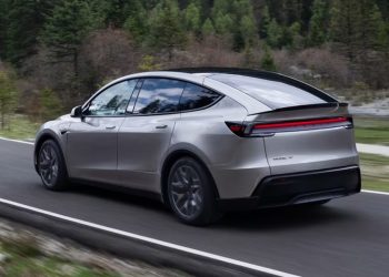 La Tesla Model Y L ne débarque pas aux États-Unis : un vrai coup dur pour les fans !