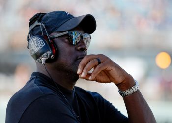 Quand Michael Jordan affronte les patrons de NASCAR dans une séance explosive au tribunal