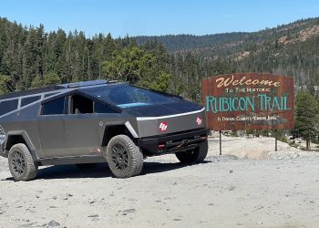 Cet obstacle infernal que le Cybertruck de Tesla a vaincu : l&rsquo;incroyable récit du propriétaire sur le Rubicon Trail