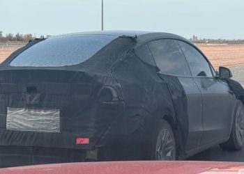 Des images intrigantes du Tesla Model Y L en Chine : quelles surprises nous réserve le prix ?