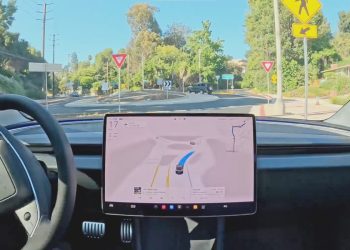 Tesla surprend avec un changement majeur pour booster les ventes du Full Self-Driving !