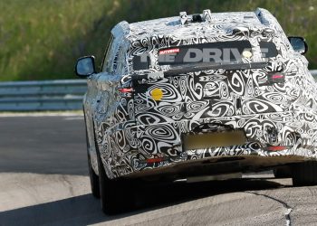 Le Range Rover Velar électrique aperçu avec une carrosserie aéro intrigante vous fera hausser les sourcils !