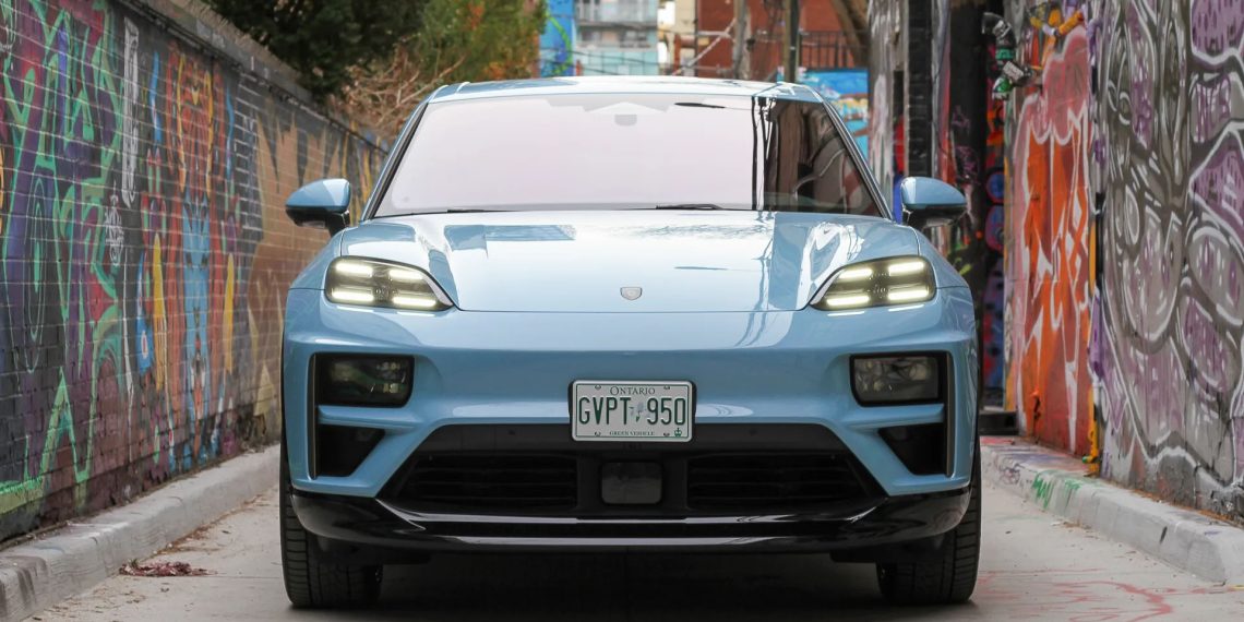 Porsche abandonne l&rsquo;électrique pour les hybrides : choc dans l&rsquo;industrie !