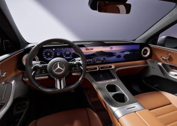Le patron de Mercedes avoue une erreur : le grand retour des boutons est imminent !