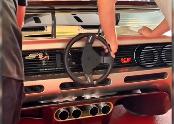 Cette idée de volant extérieur sur la voiture conceptuelle de Gordon Murray va vous étonner
