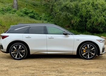 Acura abandonne le ZDX électrique : découvrez pourquoi ce modèle a disparu si vite !