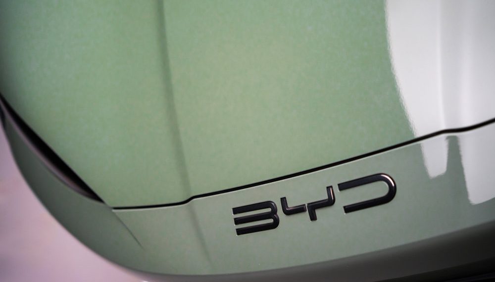 Le rival numéro un de Tesla en Chine voit ses profits chuter dramatiquement : que se passe-t-il ?
