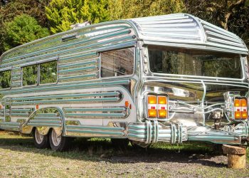 Ce que ce camping-car Vickers des années 50 a de plus que votre Airstream !