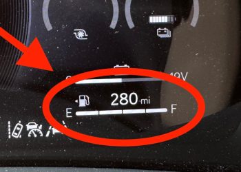 Vous ne croirez pas à quelle distance va le Rivian R1S par rapport au Lexus LX 700h avec un plein !