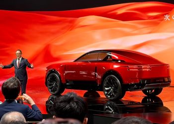 Toyota : ce coupé Century pourrait bien défier Rolls-Royce et Bentley, mais pourquoi ?