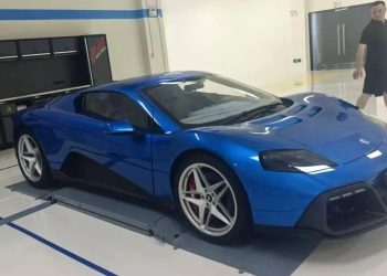 Isdera, le constructeur de voitures de sport le plus étrange des années 80, reprend discrètement du service : surprenant ou inquiétant ?