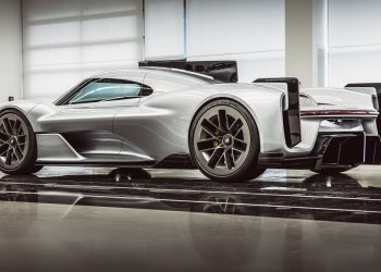 Ce moteur W18 de Porsche pourrait transformer leur prochaine hypercar en une légende vivante