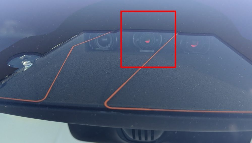 La nouvelle mise à jour de Tesla : la solution inattendue pour ce problème majeur avec le FSD v14 !