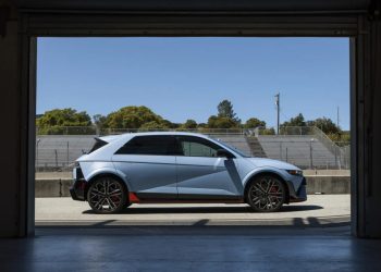Changez vos plaquettes de frein sur une Hyundai Ioniq 5 N : le détail qui va vous surprendre !