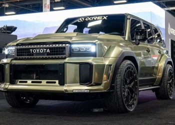 Quand Liberty Walk transforme le Land Cruiser : osé ou génial ?