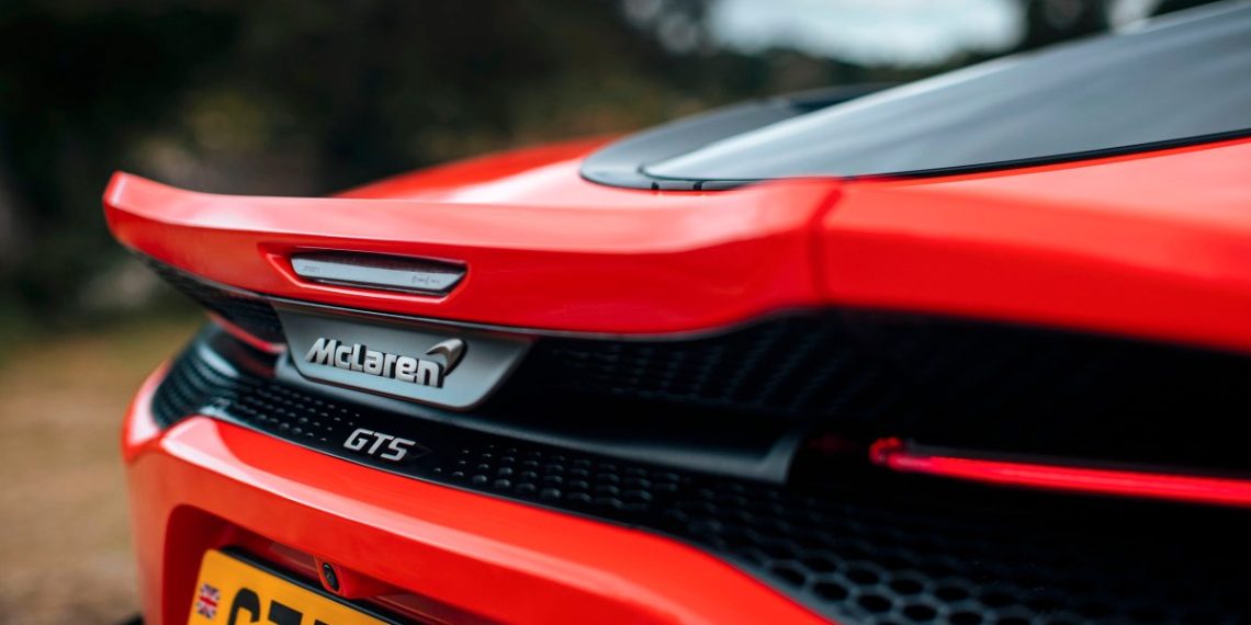 Préparez-vous à être surpris : le premier SUV hybride quatre portes de McLaren arrive en 2028 !