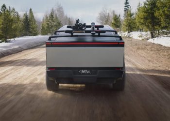 Départ surprise du responsable des programmes Tesla Cybertruck et Model 3 : que se passe-t-il ?
