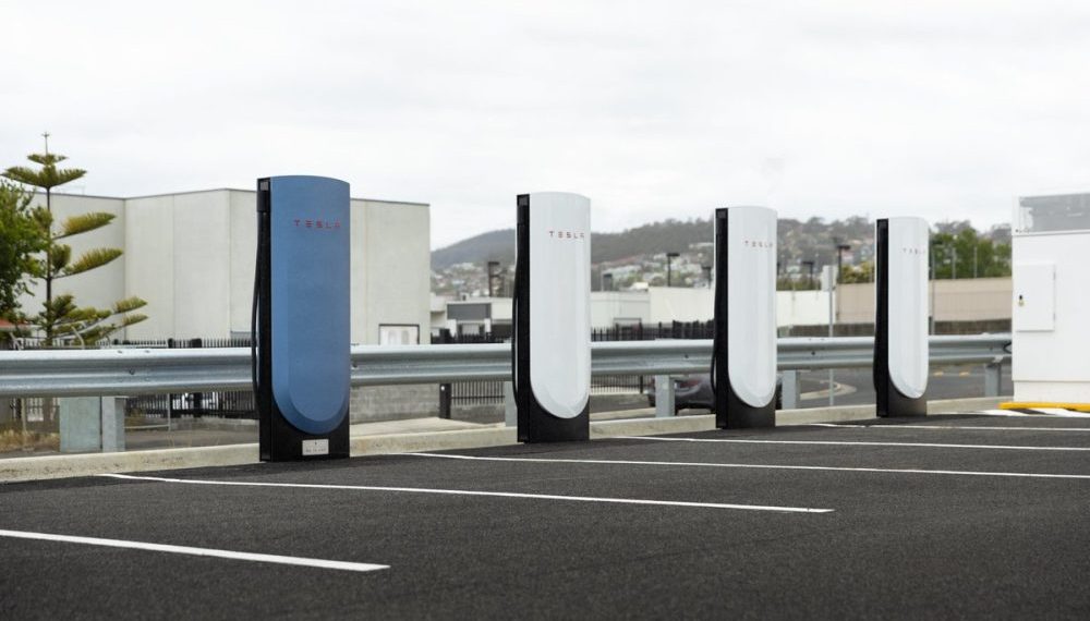 Tesla franchit le cap des 75k Superchargers en un temps record : l’avenir des recharges ultra-rapides ?