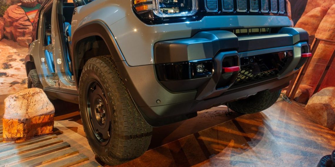 Ils ne disent pas tout : les pneus de 35 pouces s’adaptent-ils vraiment à la Jeep Recon EV ?