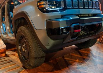 Ils ne disent pas tout : les pneus de 35 pouces s’adaptent-ils vraiment à la Jeep Recon EV ?