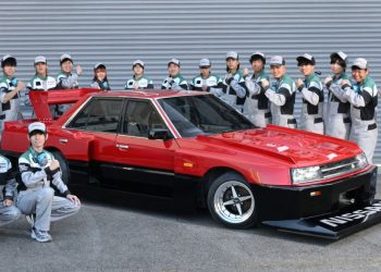 Ils transforment une vieille Nissan Skyline en une bête de course : un projet qui défie l&rsquo;imagination !