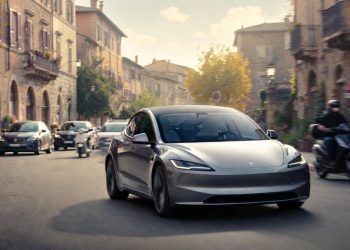 Prolongation inattendue : Tesla étend de trois mois les essais supervisés du FSD en Europe !