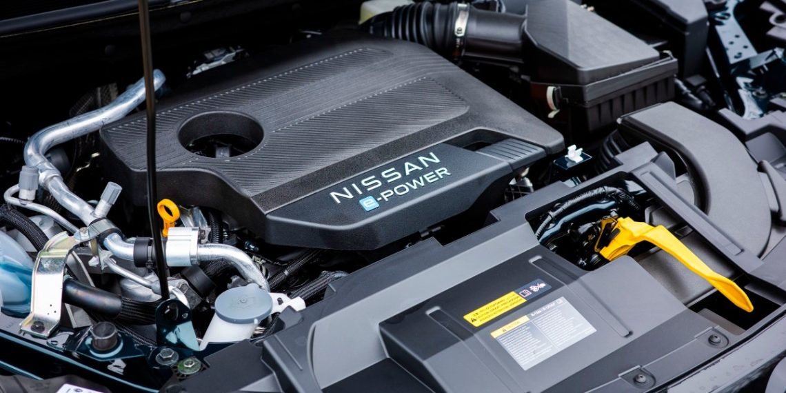 Pourquoi Nissan abandonne les hybrides classiques et surprend tout le monde