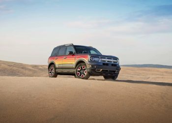 La rumeur longtemps chuchotée : le Bronco plug-in de Ford débarque en Europe sous un nouveau visage de crossover !