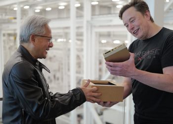 Elon Musk avait raison : pourquoi le PDG de NVIDIA remercie Tesla aujourd&rsquo;hui