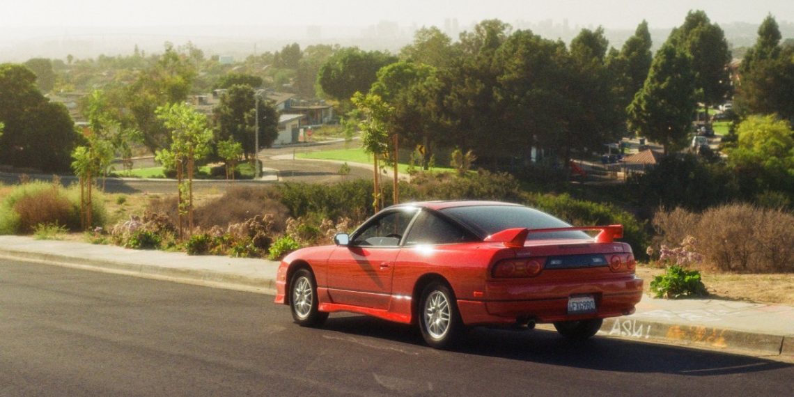 Transformer une vieille Nissan 240SX en bolide JDM : le résultat incroyable !