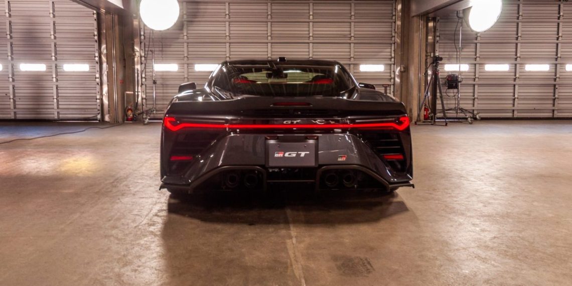 Le rugissement inattendu du V8 bi-turbo de la Toyota GR GT va vous étonner