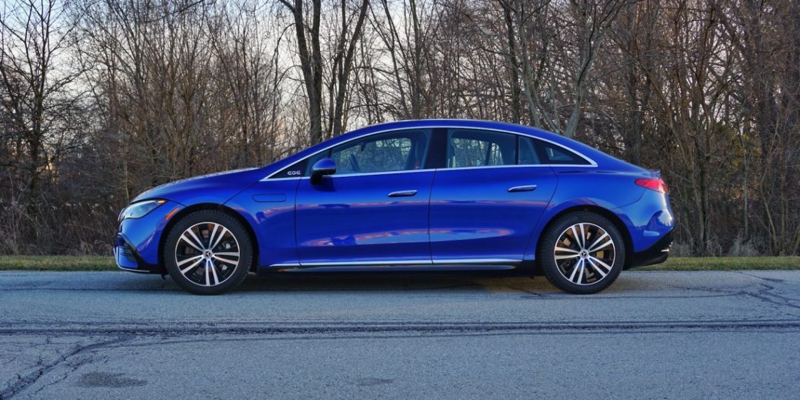 Mercedes relance discrètement sa gamme de voitures électriques EQ : ce que vous avez manqué !